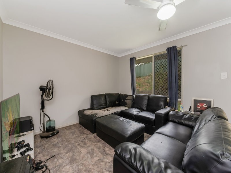 2 Willowburn Drive, Rockville QLD 4350