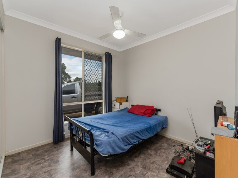 2 Willowburn Drive, Rockville QLD 4350
