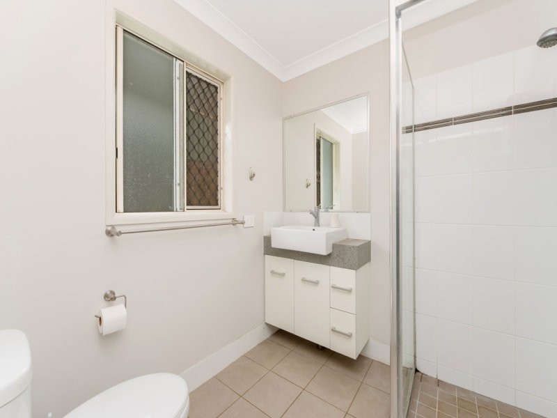 2 Willowburn Drive, Rockville QLD 4350