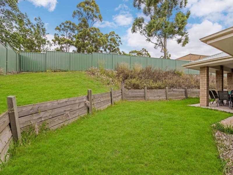 2 Willowburn Drive, Rockville QLD 4350