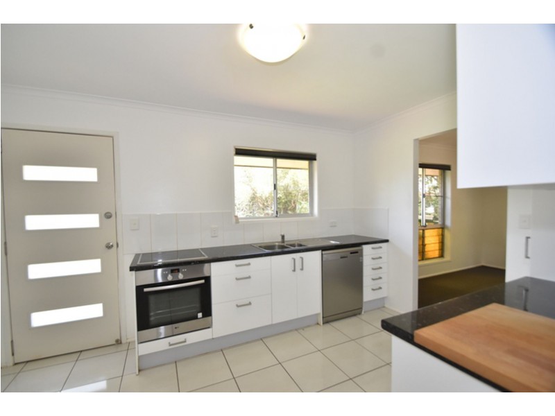 4 Judith Court, Harristown QLD 4350