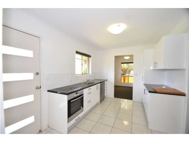 4 Judith Court, Harristown QLD 4350