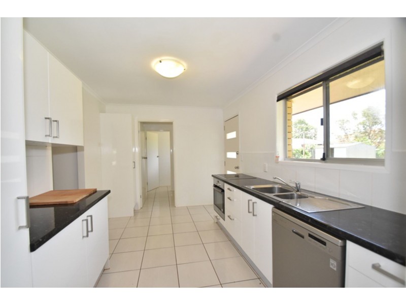 4 Judith Court, Harristown QLD 4350