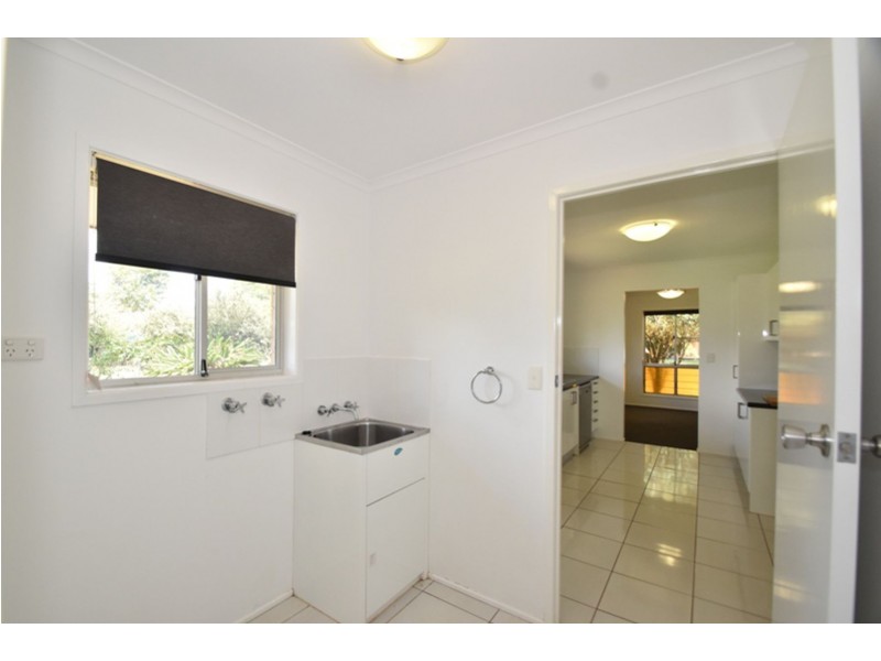 4 Judith Court, Harristown QLD 4350