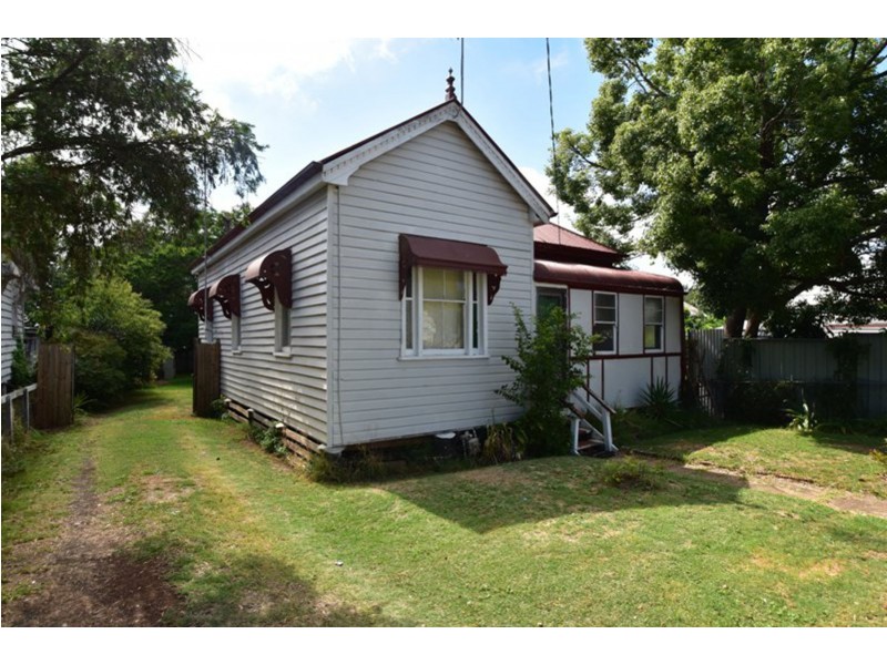 128 West Street, Toowoomba City QLD 4350