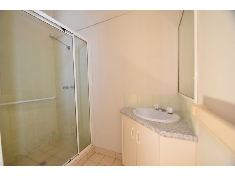 21a West Street, Newtown QLD 4350