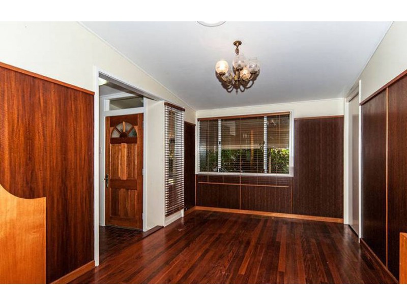 15 View Street, South Toowoomba QLD 4350
