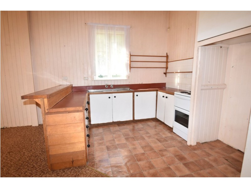 86 Lindsay Street, East Toowoomba QLD 4350