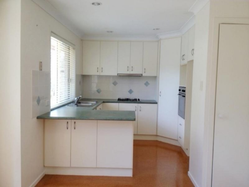 3/330 Hume Street, Centenary Heights QLD 4350