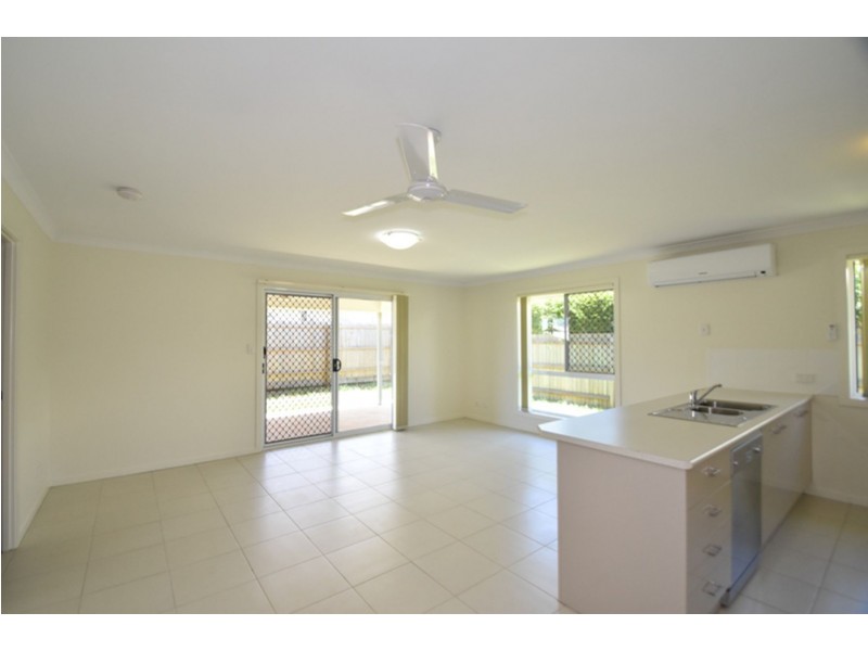 68 Wandsworth Street, Cranley QLD 4350