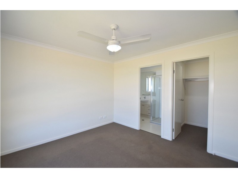 68 Wandsworth Street, Cranley QLD 4350