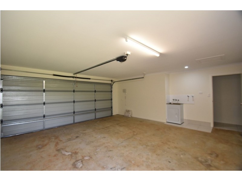 68 Wandsworth Street, Cranley QLD 4350