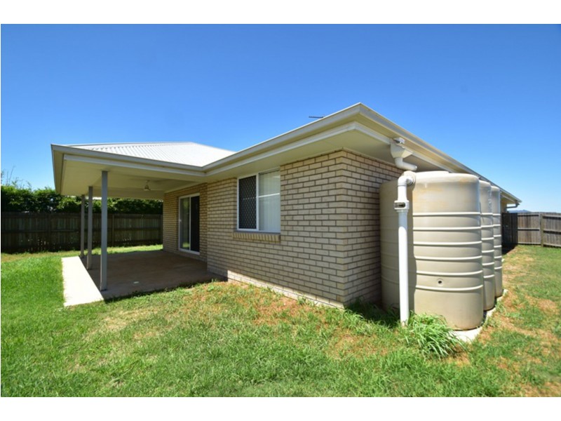68 Wandsworth Street, Cranley QLD 4350