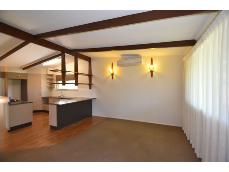 25 Jean Street, Harristown QLD 4350