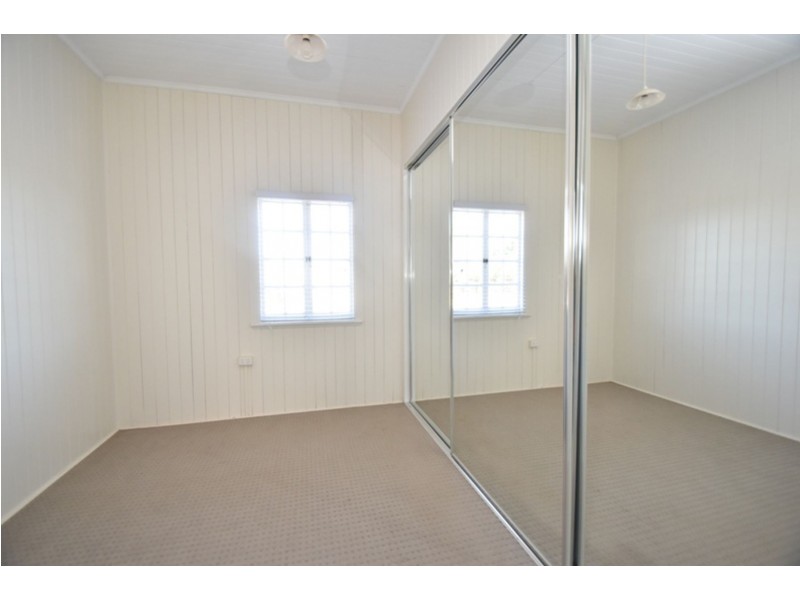 12 John Street, East Toowoomba QLD 4350