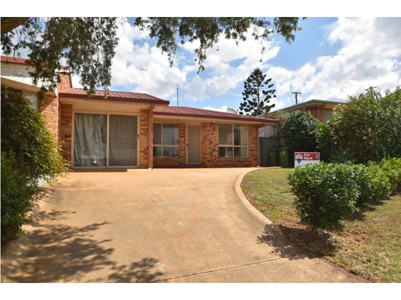 2/4 Araluen Court, Kearneys Spring QLD 4350