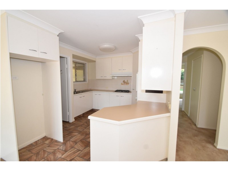 2/4 Araluen Court, Kearneys Spring QLD 4350