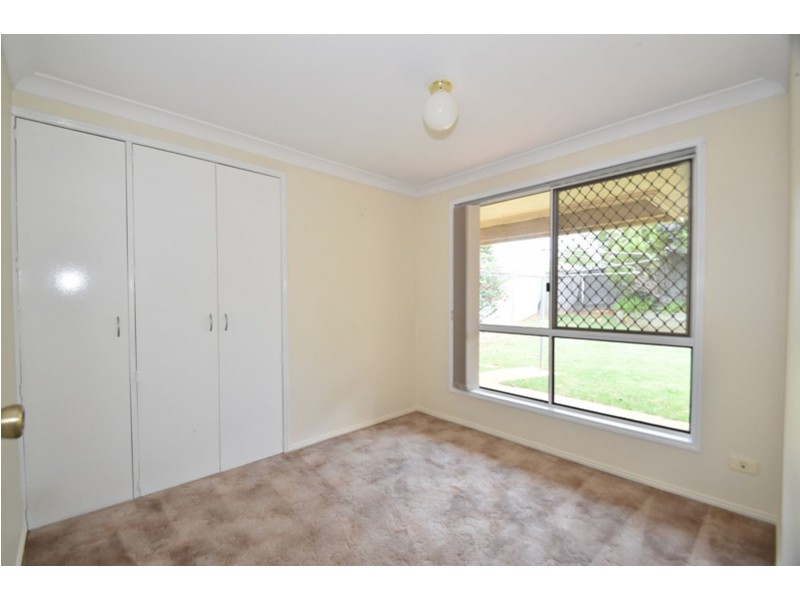 2/4 Araluen Court, Kearneys Spring QLD 4350