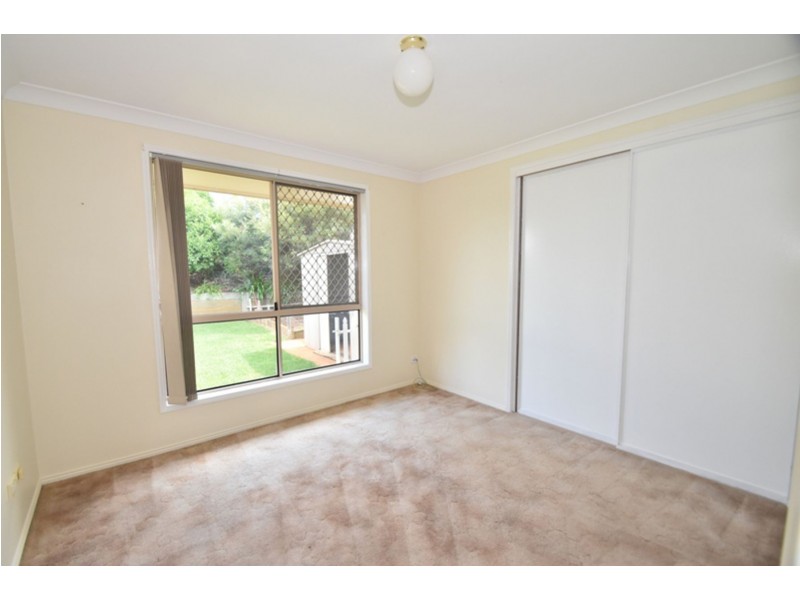 2/4 Araluen Court, Kearneys Spring QLD 4350