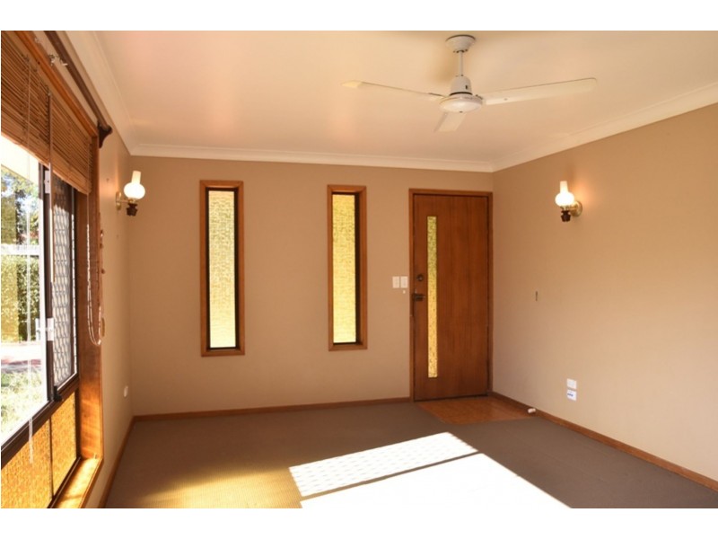 1/22 Patricia Street, Mount Lofty QLD 4350