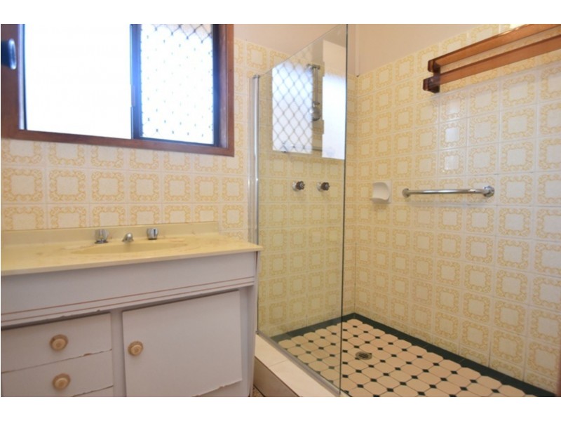 1/22 Patricia Street, Mount Lofty QLD 4350