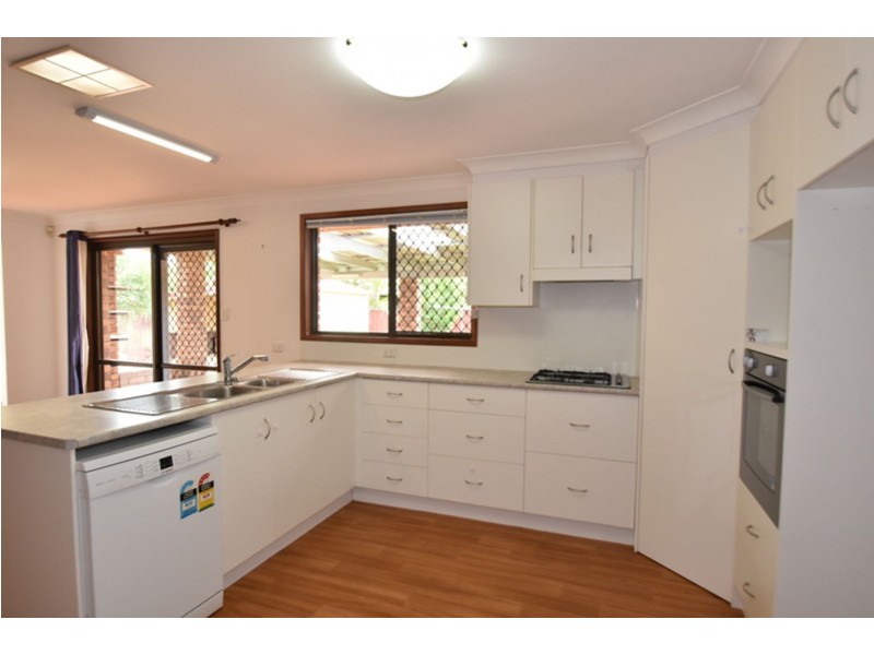 11 Crosby Street, Darling Heights QLD 4350