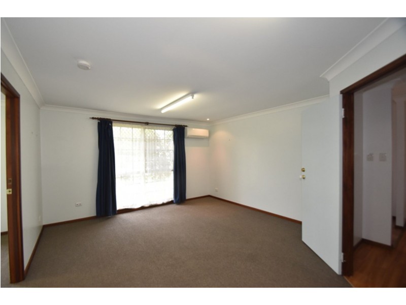 11 Crosby Street, Darling Heights QLD 4350