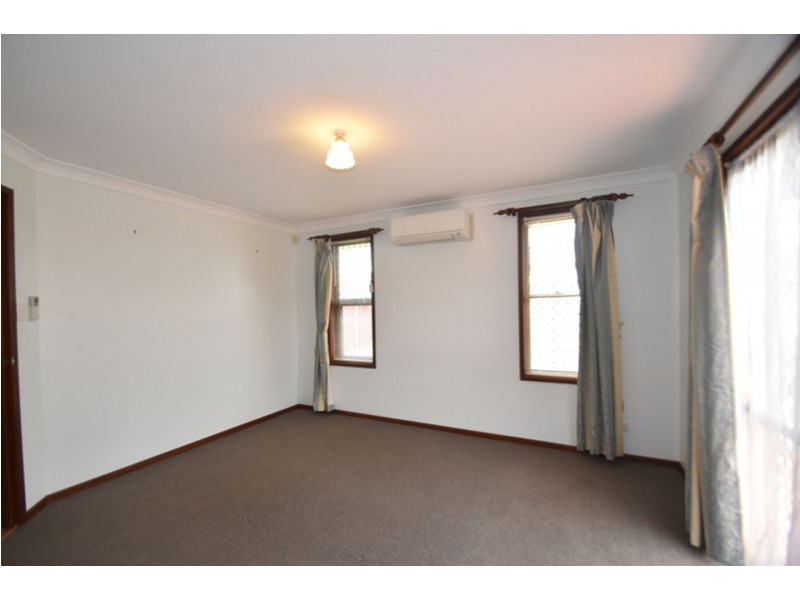 11 Crosby Street, Darling Heights QLD 4350