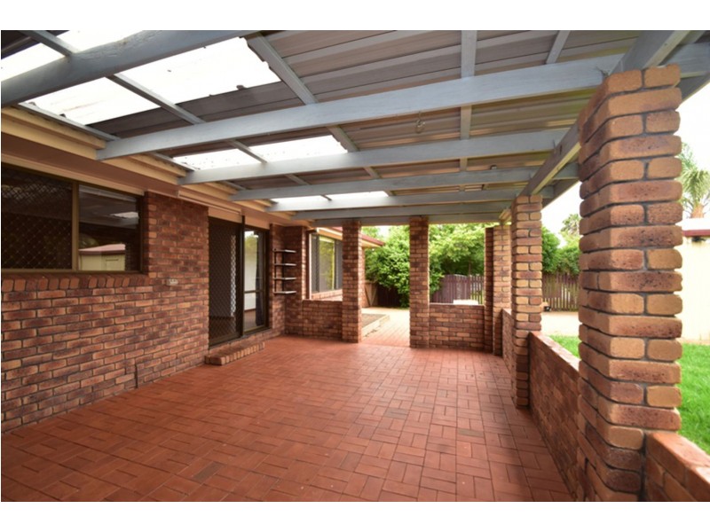 11 Crosby Street, Darling Heights QLD 4350