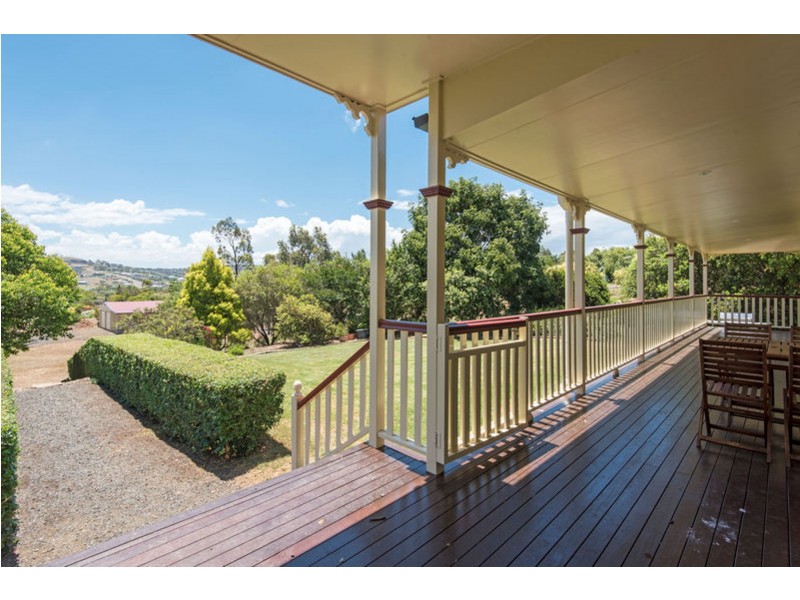 5 Bauer Court, Hodgson Vale QLD 4352