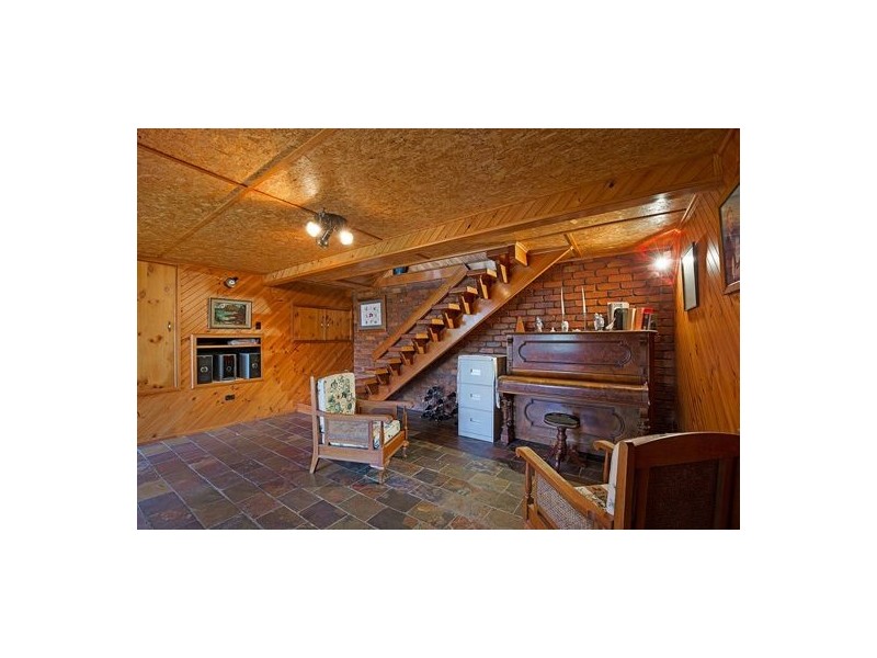 11 Mabel Street, Harlaxton QLD 4350