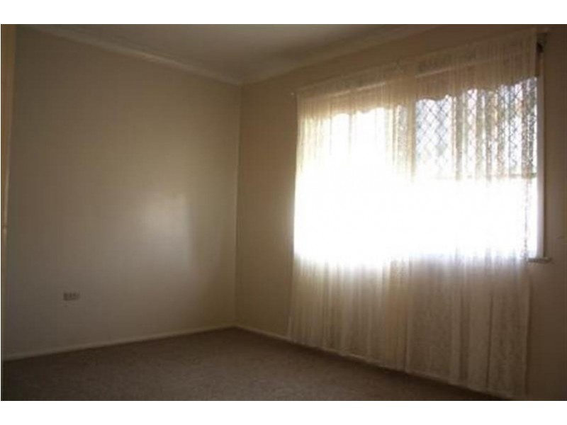 25 Hunter Street, Centenary Heights QLD 4350