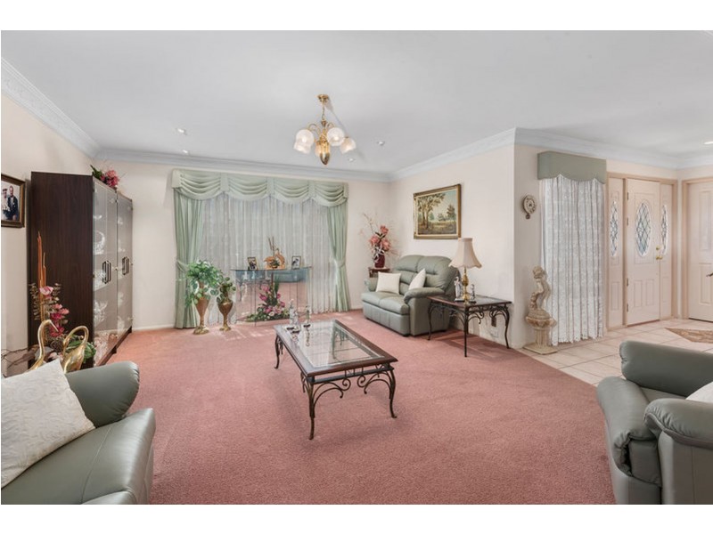 7 Buckle Court, Middle Ridge QLD 4350