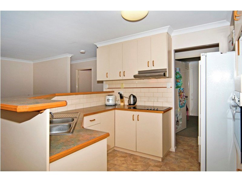 10 Gouldson Drive, Kearneys Spring QLD 4350