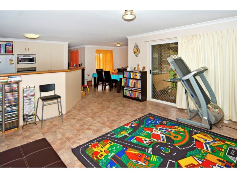 10 Gouldson Drive, Kearneys Spring QLD 4350