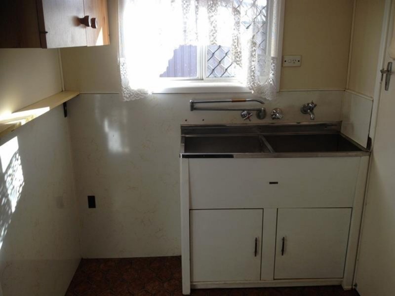 15 Sprott Street, Wilsonton QLD 4350