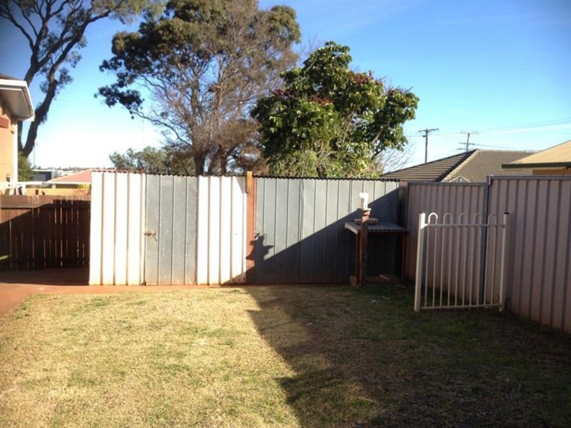 15 Sprott Street, Wilsonton QLD 4350