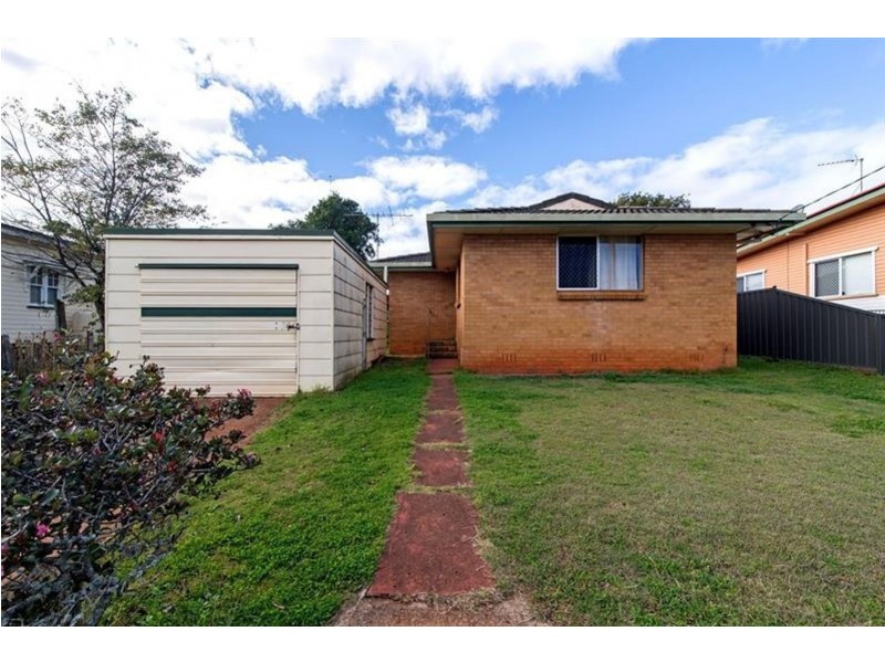 740A Ruthven Street, South Toowoomba QLD 4350