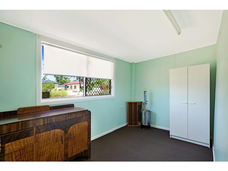 7 McLeish Street, Harristown QLD 4350