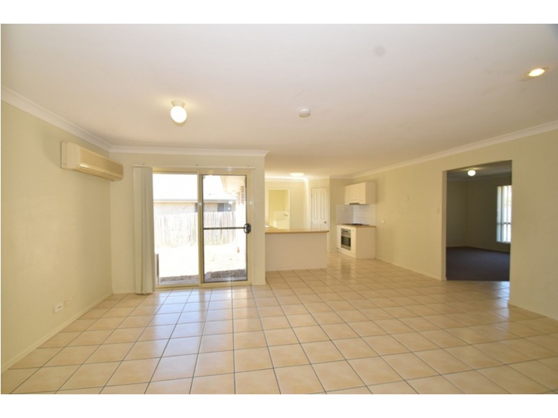 5 Cuttaburra Crescent, Glenvale QLD 4350