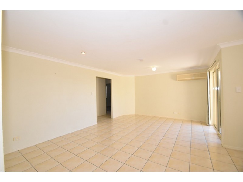 5 Cuttaburra Crescent, Glenvale QLD 4350