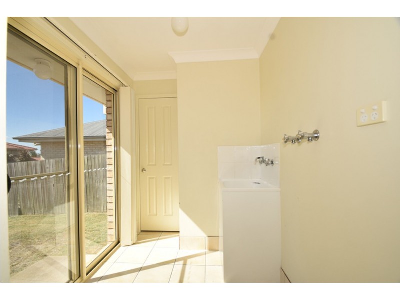 5 Cuttaburra Crescent, Glenvale QLD 4350