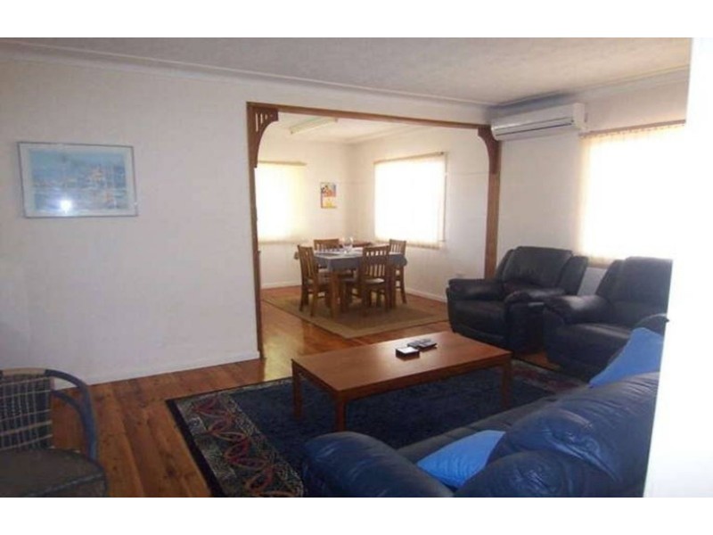 209 North Street, Rockville QLD 4350