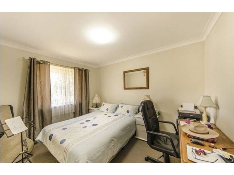 19 Erbacher Street, Centenary Heights QLD 4350