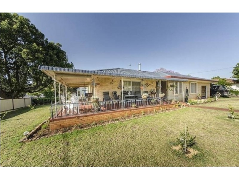 19 Erbacher Street, Centenary Heights QLD 4350