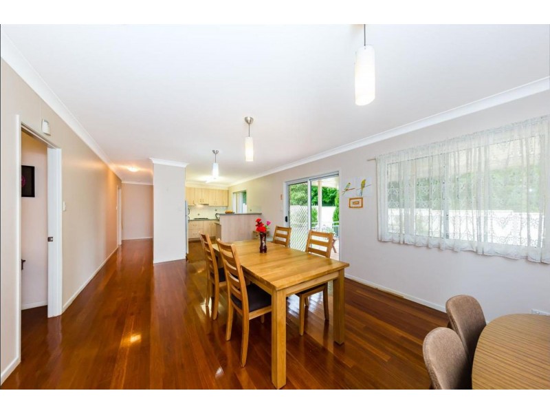 13-15 Chifley Court, Middle Ridge QLD 4350