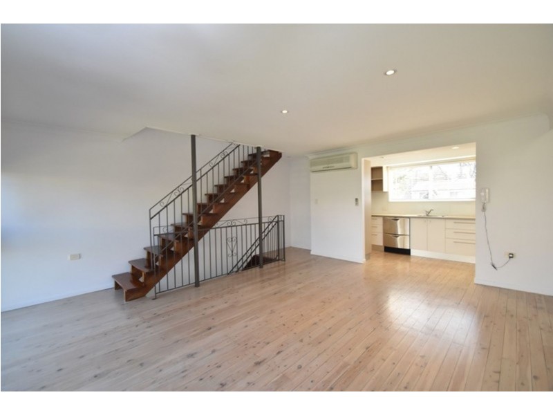 7/5 Creek Street, East Toowoomba QLD 4350