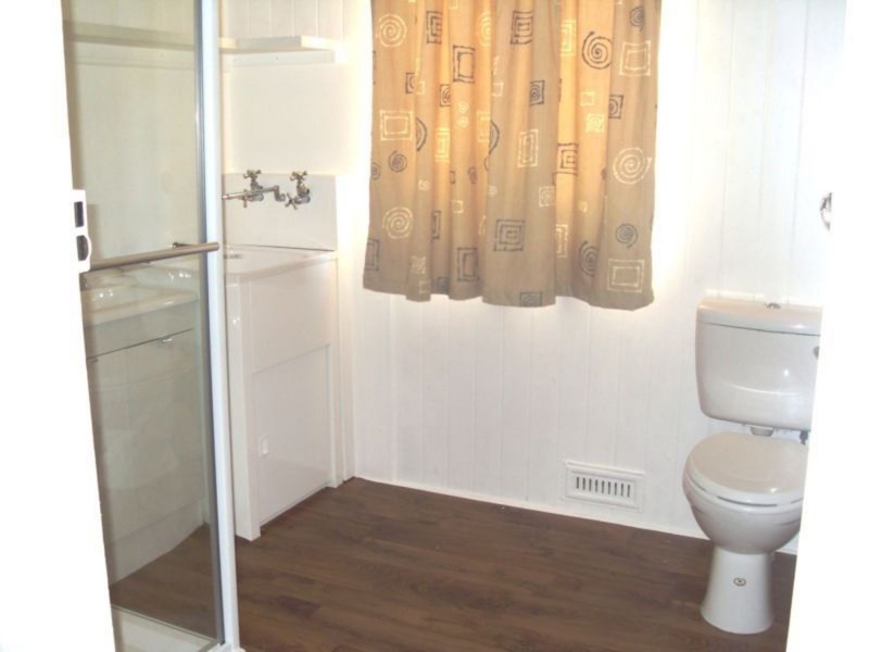 15/21 West Street, Newtown QLD 4350