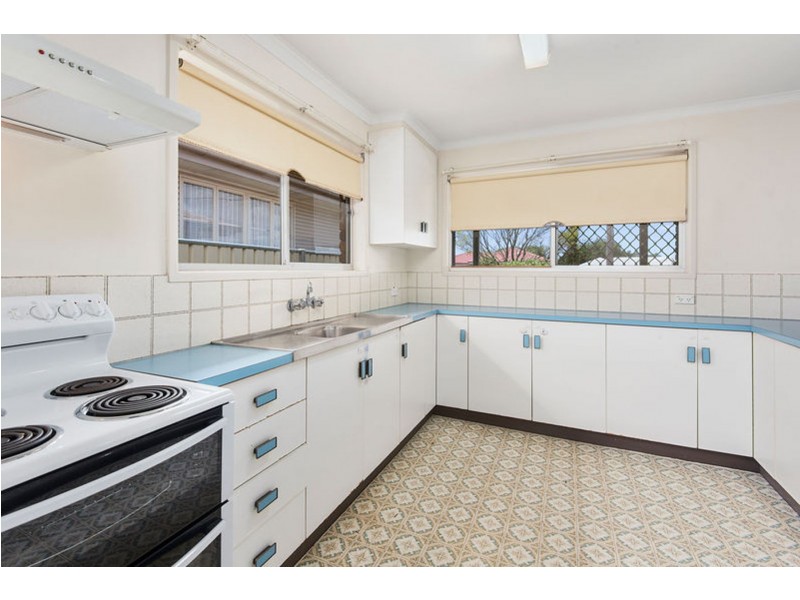 129 Drayton Road, Harristown QLD 4350