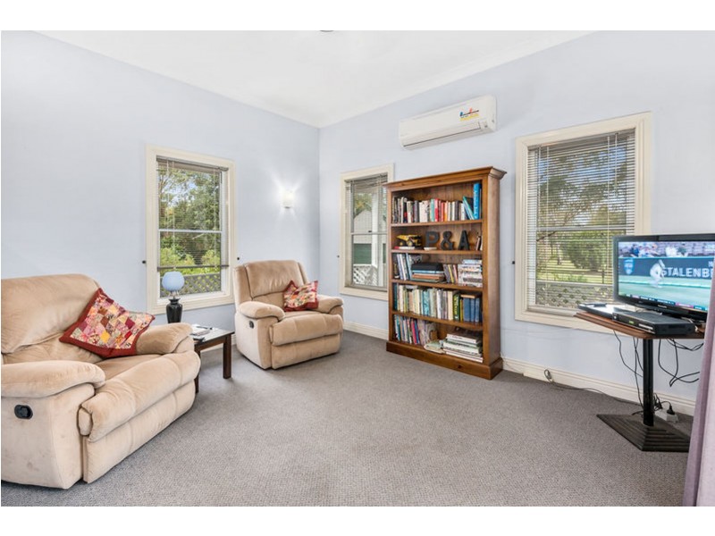 3 Kann Street, Goombungee QLD 4354